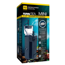 Charger l'image dans la galerie, Écumoire de protéines Mini Fluval Sea - Pour aquariums de 20 à 80 L (de 5 à 10 gal US) - Noire