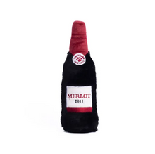 Charger l'image dans la galerie, Jouet pour chien peluche Zippy Paws - Bouteille de vin rouge