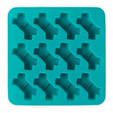 Charger l'image dans la galerie, Messy Mutts Moules à biscuits pour cuire et congeler en forme d'os - Bleu et vert (Paquet de 2)