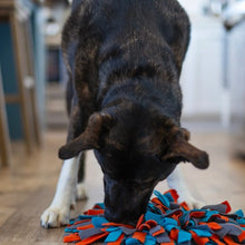 Charger l'image dans la galerie, Messy Mutts Tapis de fouille à ventouses rond