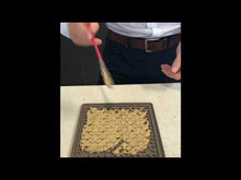 Charger et lire la vidéo dans la visionneuse de la Galerie, Tapis de léchage thérapeutique en silicone - Gris