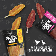 Charger l'image dans la galerie, Dogit Gâteries Snack Bar - Brochettes de poulet et peau de bœuf - 15 cm - 100 gr
