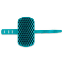 Charger l'image dans la galerie, Messy Mutts Brosse de toilettage à double face en silicone - Bleue
