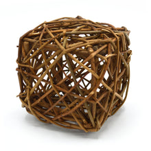 Charger l'image dans la galerie, Oxbow Enriched Life - Gâterie à Mâcher Pour Rongeur, Cube De Jeu En Saule
