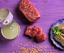 Charger l'image dans la galerie, Conserve pour chat Fromm Four Stars- Pâté de boeuf et chevreuil 5.5oz
