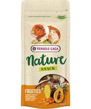 Charger l'image dans la galerie, Versele Laga Nature Snack Fruities pour petit mammifère 85g - Boutique Le Jardin Des Animaux -Gâterie petit mammifèreBoutique Le Jardin Des Animauxh-461435

